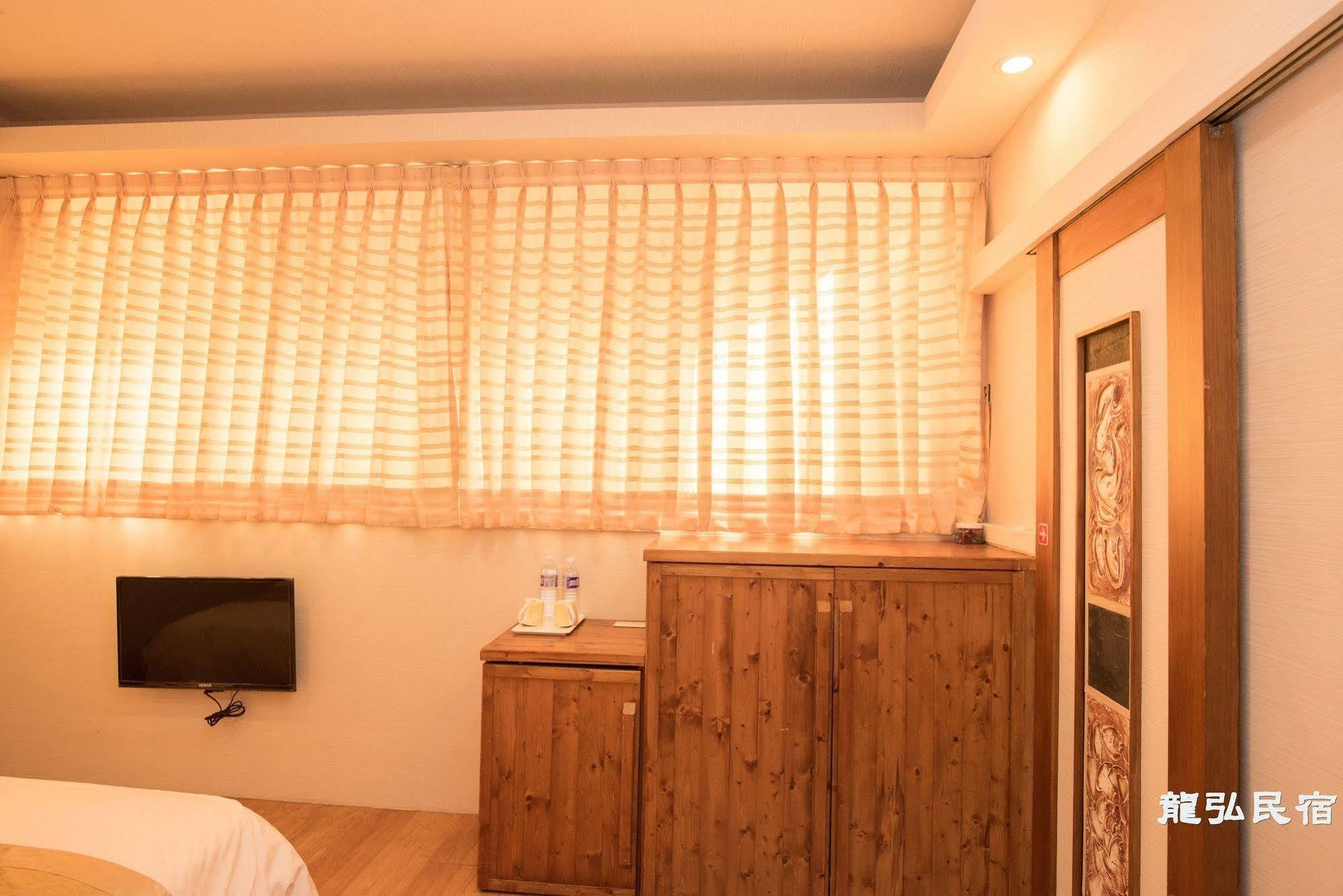 馬公市 Long Hong Bed & Breakfast エクステリア 写真