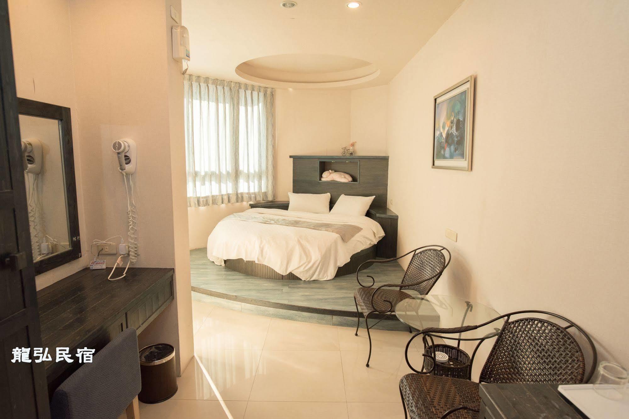 馬公市 Long Hong Bed & Breakfast エクステリア 写真