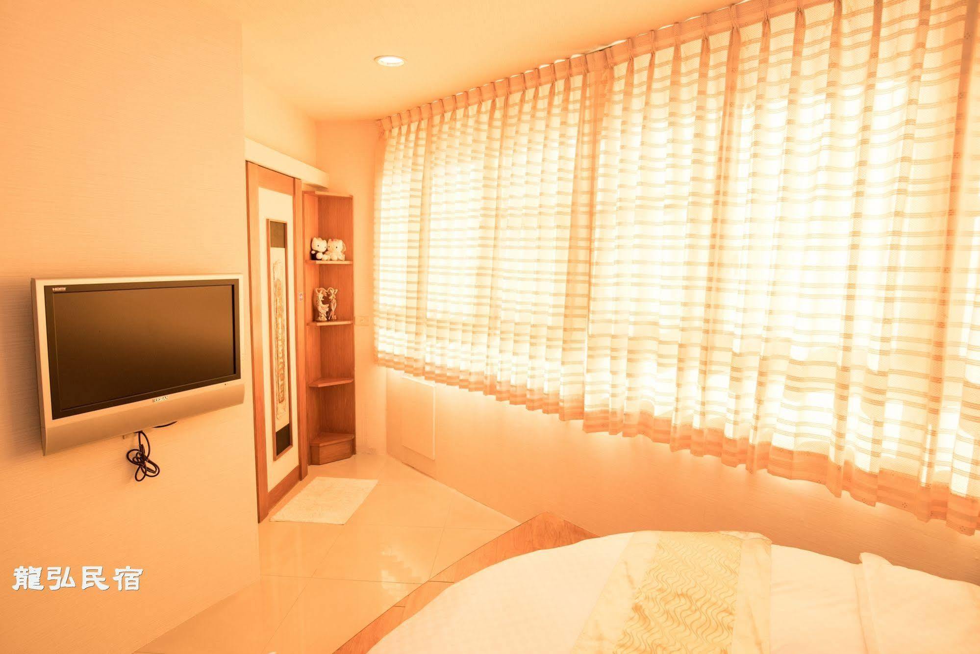 馬公市 Long Hong Bed & Breakfast エクステリア 写真