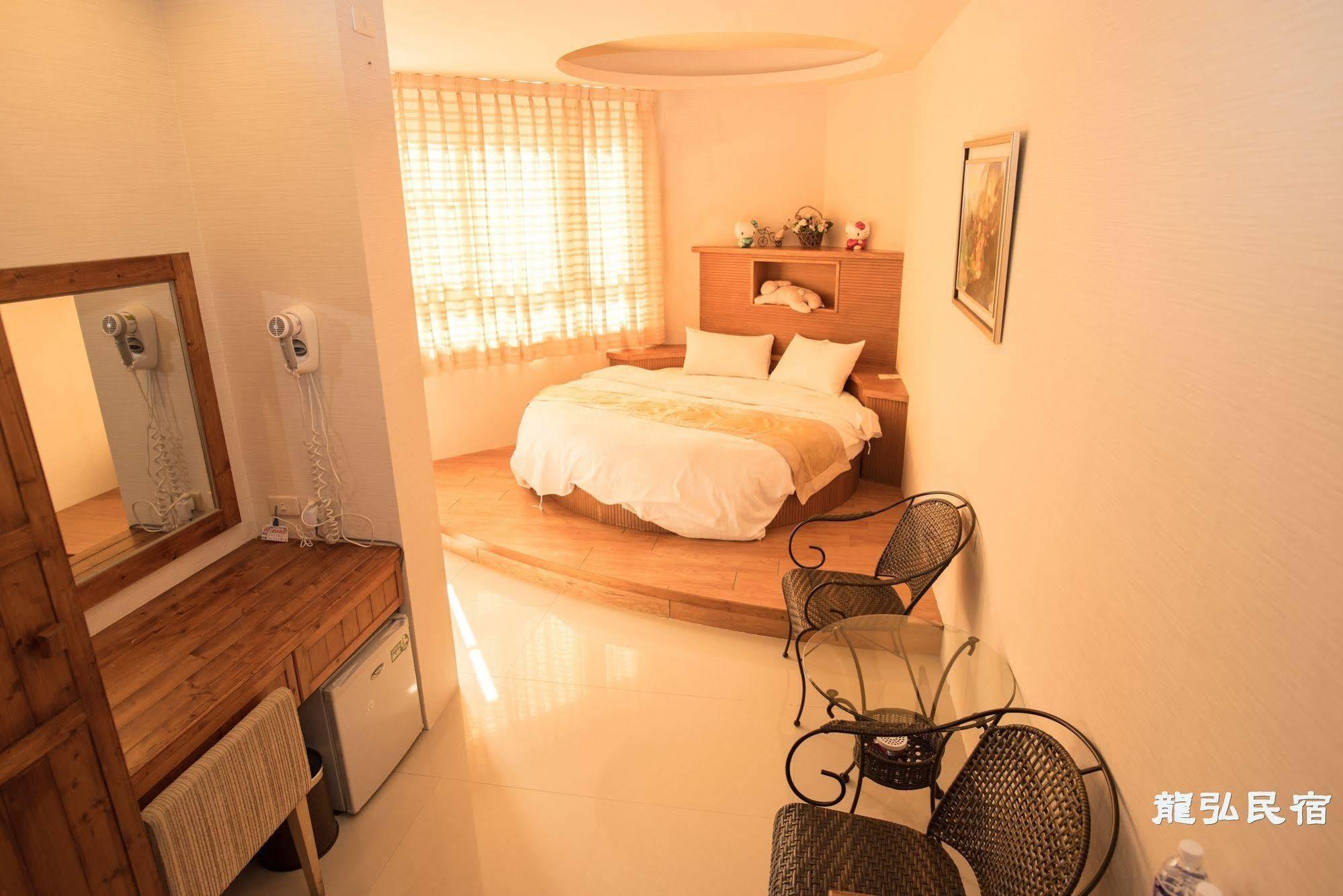 馬公市 Long Hong Bed & Breakfast エクステリア 写真